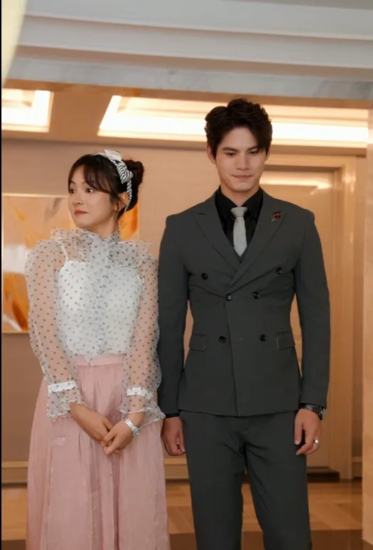 Jiang Slays After Divorce cover